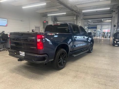Certified 2022 Chevrolet Silverado 1500 Custom AWD/4WD image 5