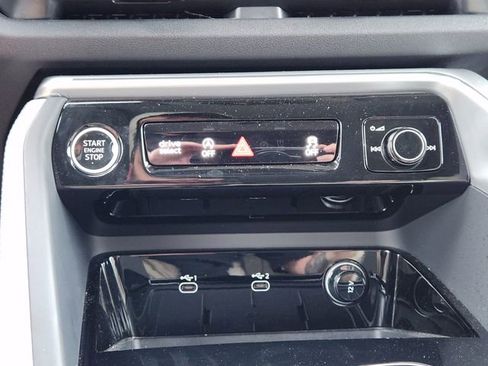 Used 2025 Audi Q5 Premium Plus image 14