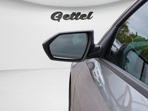 Certified 2024 Hyundai Elantra SE FWD image 23
