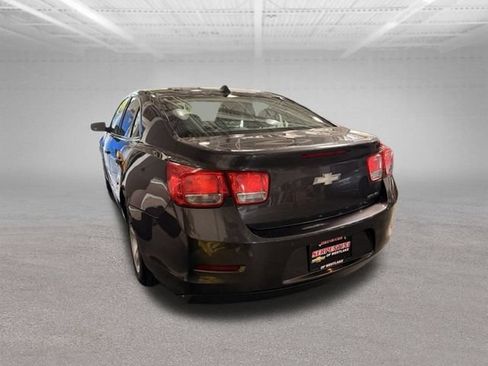 Used 2013 Chevrolet Malibu LS w/ Protection Package FWD image 5