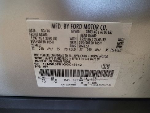 Used 2016 Ford Explorer Limited w/ Equipment Group 301A AWD/4WD image 33