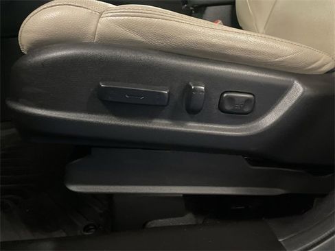 Used 2015 Honda CR-V EX-L image 12