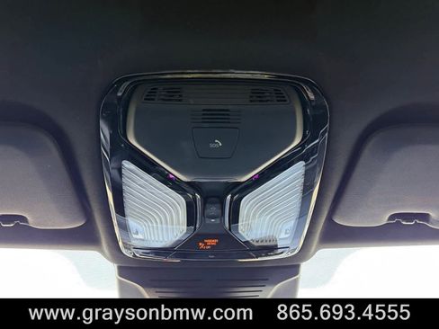 Used 2024 BMW X5 sDrive40i w/ Premium Package image 29