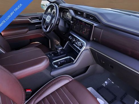 Used 2025 GMC Sierra 1500 Denali Ultimate AWD/4WD image 32