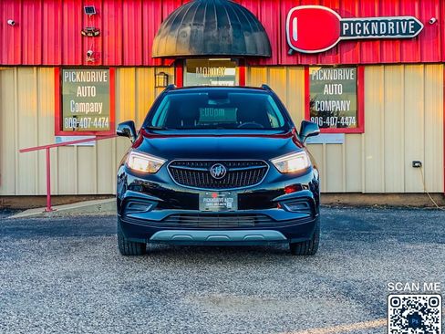 Used 2019 Buick Encore Preferred w/ Safety Package image 3
