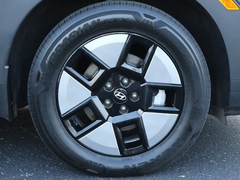 Used 2026 Hyundai Santa Fe SEL FWD image 30