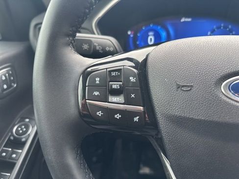 Used 2021 Ford Escape SEL w/ Technology Package image 16