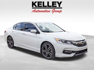 Used 2017 Honda Accord Sport video 1