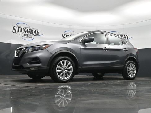 Used 2022 Nissan Rogue Sport SV w/ Technology Package FWD image 28