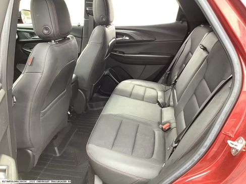 Used 2022 Chevrolet TrailBlazer RS w/ Sun and Liftgate Package FWD image 5