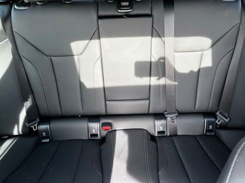 Used 2023 BMW i4 eDrive35 image 19