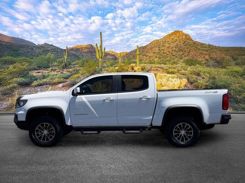 Used 2022 Chevrolet Colorado ZR2 AWD/4WD image 8