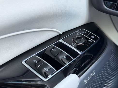 Certified 2023 Cadillac Lyriq 2WD image 11