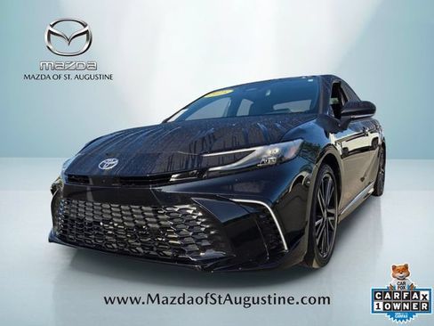 Used 2025 Toyota Camry XSE FWD image 1