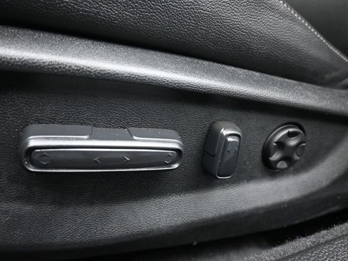 Used 2019 Honda Accord Sport image 13