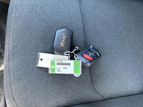 New 2026 Jeep Gladiator Sport image 29