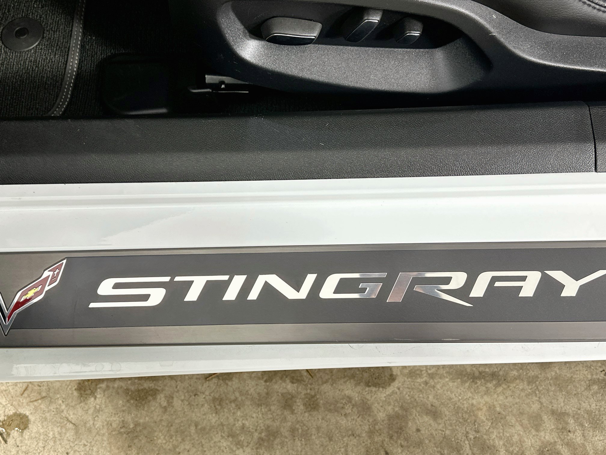 Used 2014 Chevrolet Corvette Stingray Convertible w/ 2LT Preferred Equipment Group RWD image 40