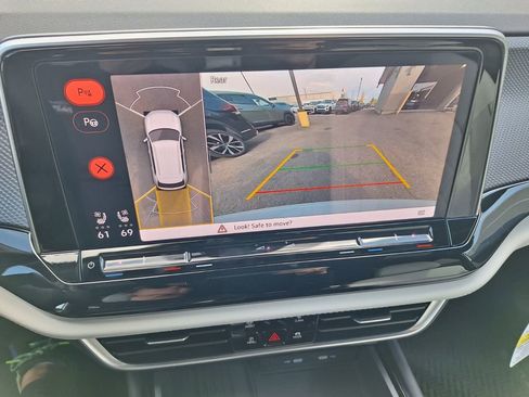 New 2026 Volkswagen Atlas Cross Sport SEL Premium R-Line image 16