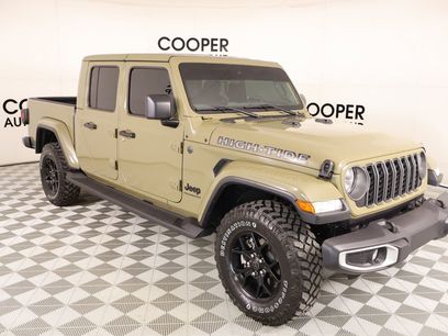Used 2025 Jeep Gladiator Overland