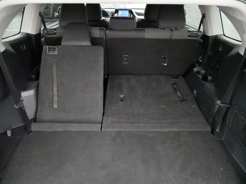 Certified 2024 Toyota Highlander LE image 23