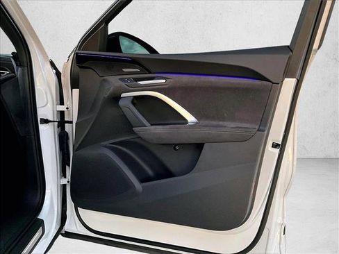 Used 2025 Audi SQ5 Premium Plus image 19