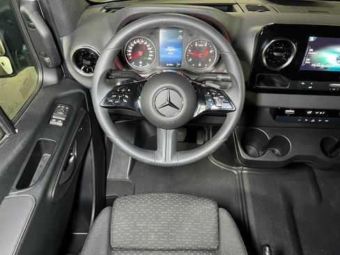 Used 2026 Mercedes-Benz Sprinter 2500 image 39
