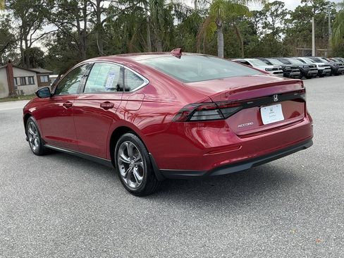 Certified 2024 Honda Accord EX image 7