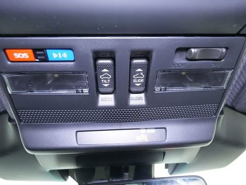 New 2026 Subaru Outback Limited AWD/4WD image 43