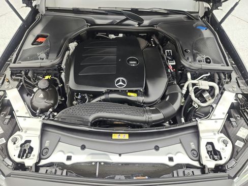 Used 2021 Mercedes-Benz E 350 Sedan image 17