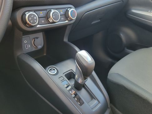 Certified 2024 Nissan Kicks S FWD image 27