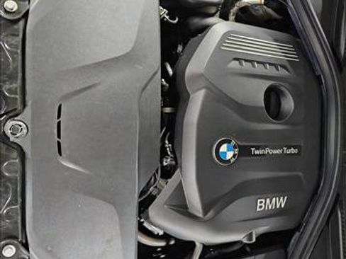 Used 2018 BMW 430i Convertible image 18