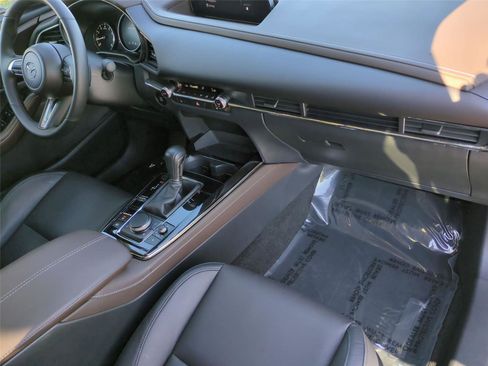 Used 2025 MAZDA CX-30 AWD 2.5 S w/ Premium Package image 19