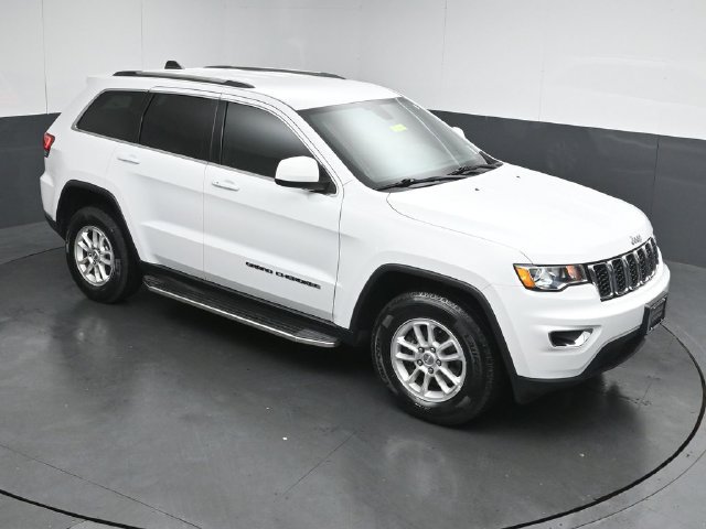 Used 2020 Jeep Grand Cherokee Laredo w/ Security & Convenience Group AWD/4WD image 44