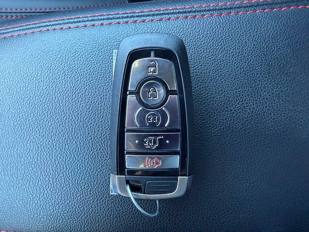 Certified 2026 Ford Escape ST-Line Select AWD/4WD image 27