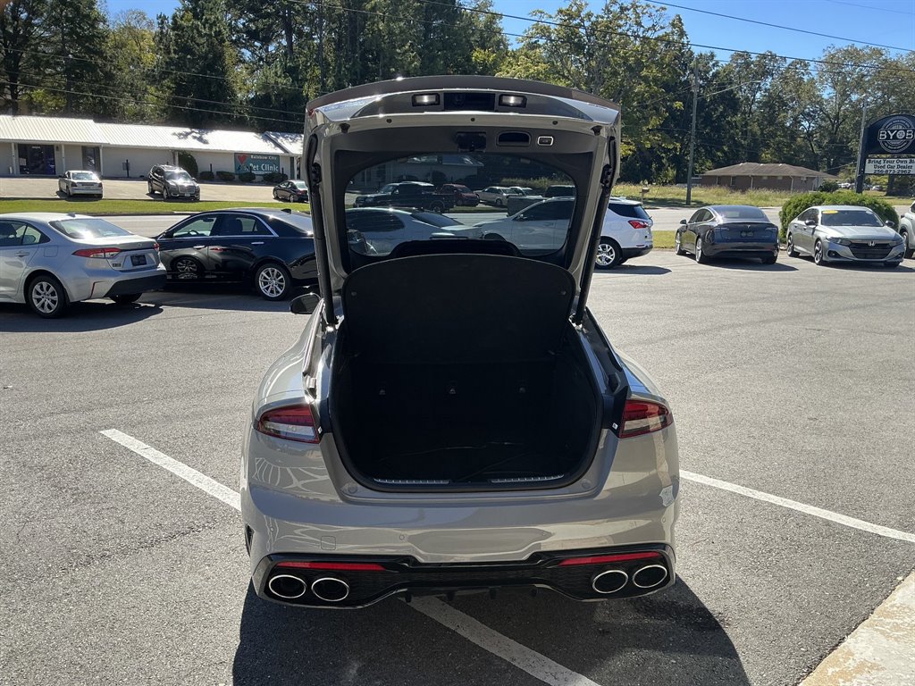 Used 2023 Kia Stinger GT2 AWD/4WD image 4