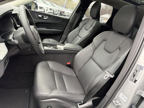 Certified 2025 Volvo XC60 B5 Plus w/ Climate Package image 16