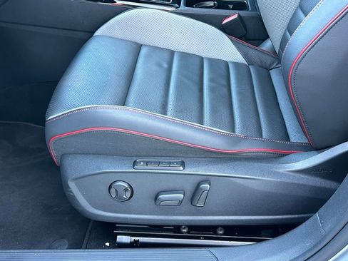 Used 2025 Volkswagen GTI SE w/ SE Leather Seating Package image 16