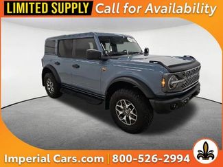 Used 2025 Ford Bronco Badlands video 1