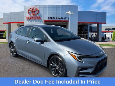 Used 2024 Toyota Corolla SE FWD image 1
