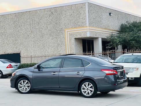 Used 2015 Nissan Sentra SL w/ SL Premium Package image 7