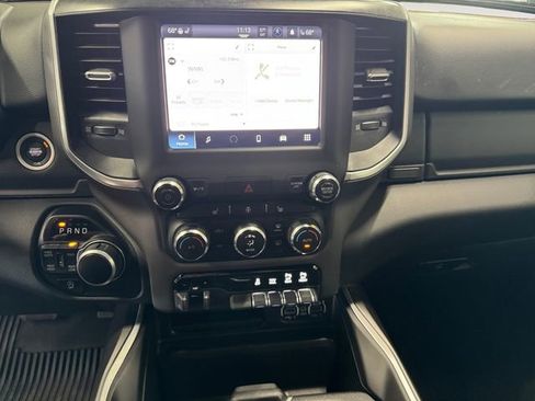 Used 2022 RAM 1500 Big Horn AWD/4WD image 6