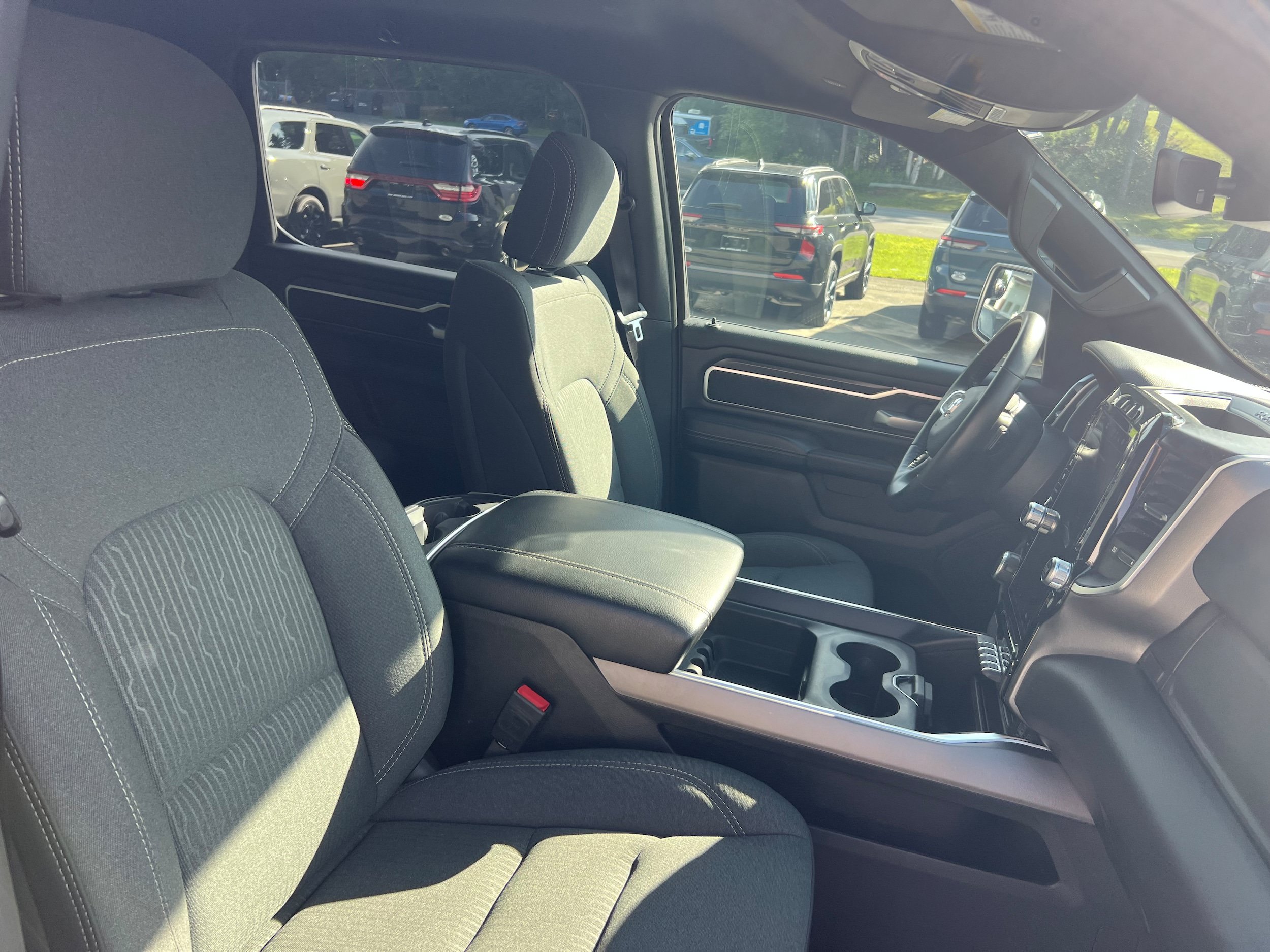 Used 2024 RAM 1500 Big Horn AWD/4WD image 19