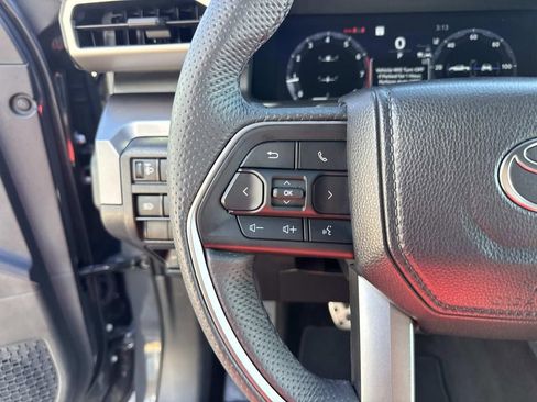 Used 2025 Toyota Tacoma TRD Sport image 23