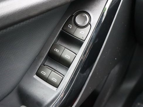 New 2026 Chevrolet Equinox LT w/ Safety and Technology Package AWD/4WD image 17