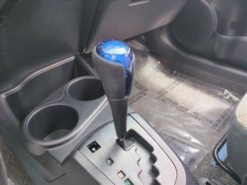 Used 2015 Toyota Prius C One FWD image 12