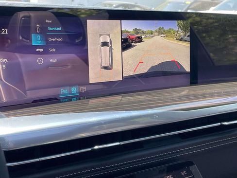 New 2026 Cadillac Escalade Luxury image 30