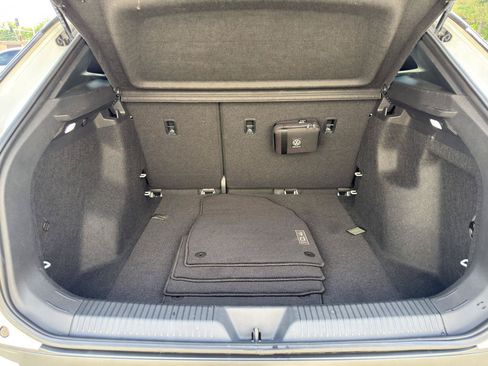 Used 2023 Volkswagen ID.4 2WD image 35