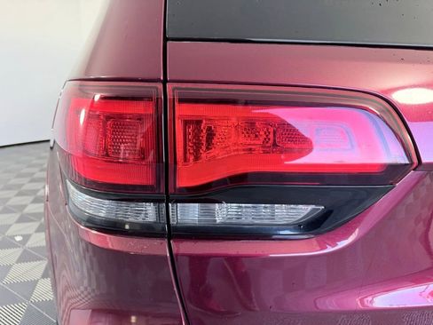 Used 2021 Jeep Grand Cherokee Limited X image 29