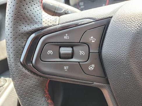 Certified 2024 Chevrolet Trax RS w/ Driver Confidence Package FWD image 21