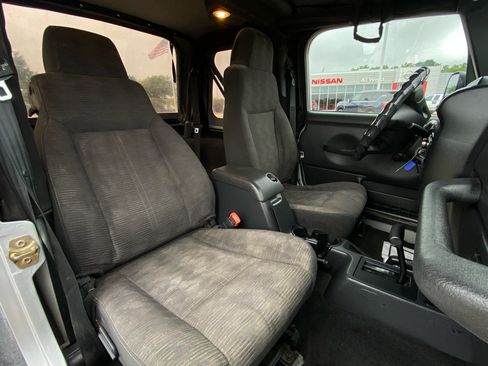 Used 2004 Jeep Wrangler X w/ Wheel Plus Group AWD/4WD image 12